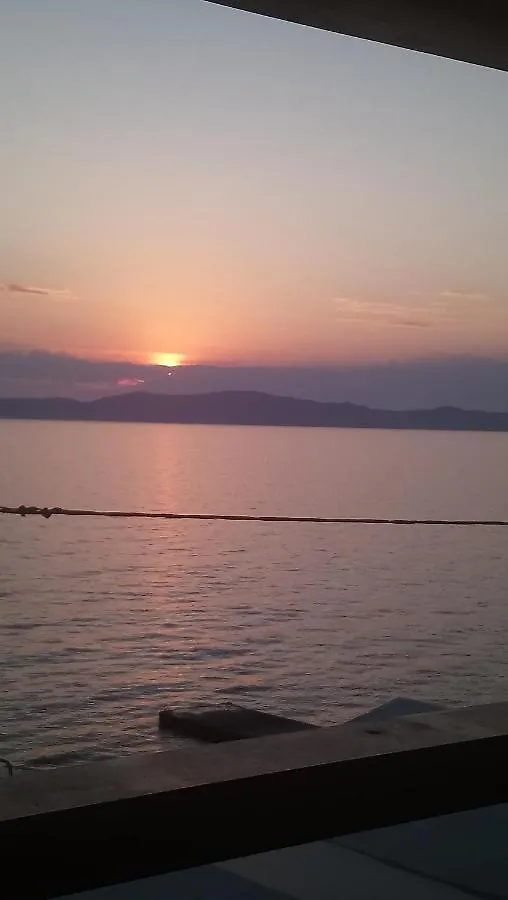 Diolkos 2 Apartment Nea Roda